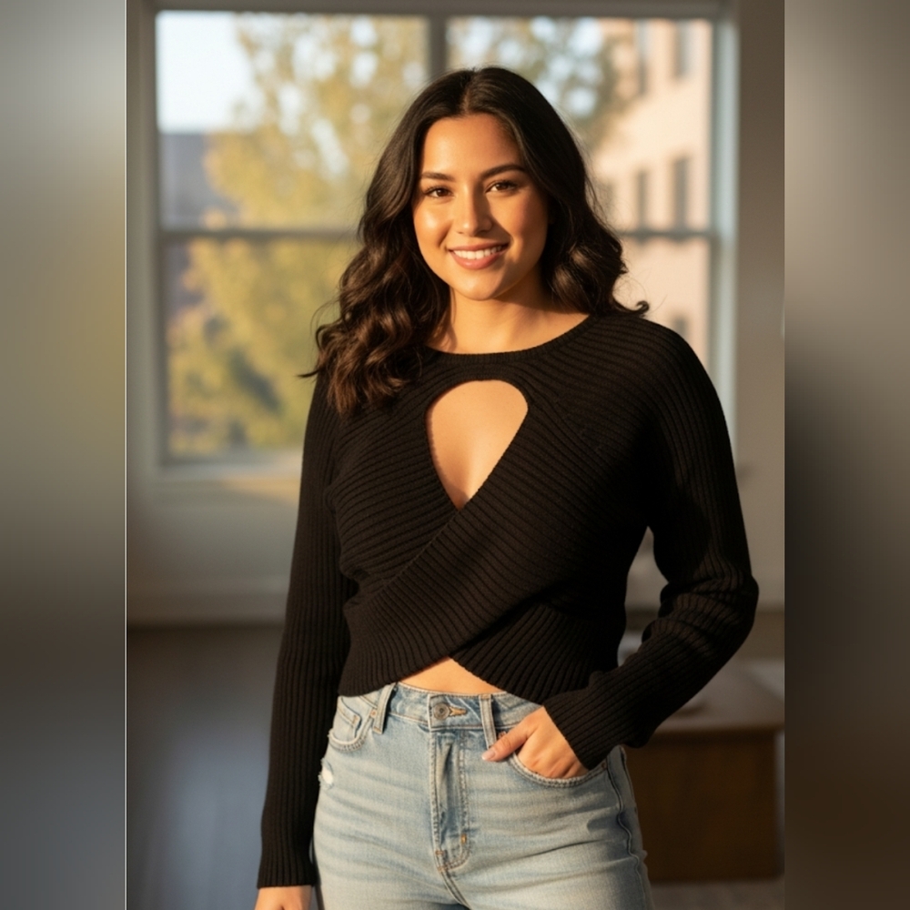 Hollister Black Cropped Knit Sweater with Crossover Cutout Design - Size XL